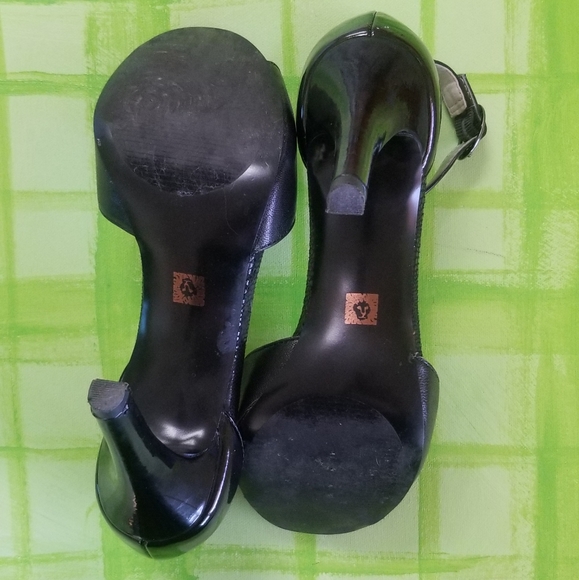 AK  Ankle Strap Sandal - Picture 2 of 6